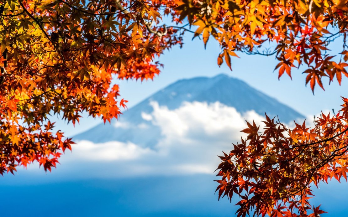 富士山秋天美景图片桌面壁纸
